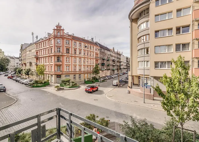 Rentplanet - Studio Zeromskiego